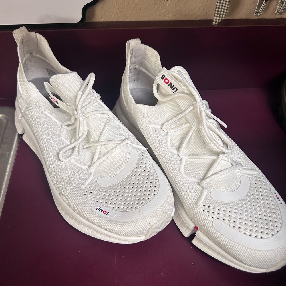 White Athletic Sneakers by UNOS
